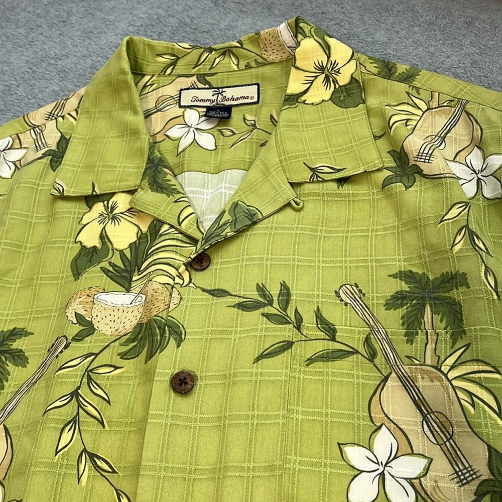 Tommy Bahama Hawaiian Silk Shirt Mens Large Button Tropical Camp Summer